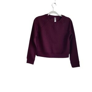 Moret Ultra Women’s Quilted Burgundy Crop Top.  Size XS
